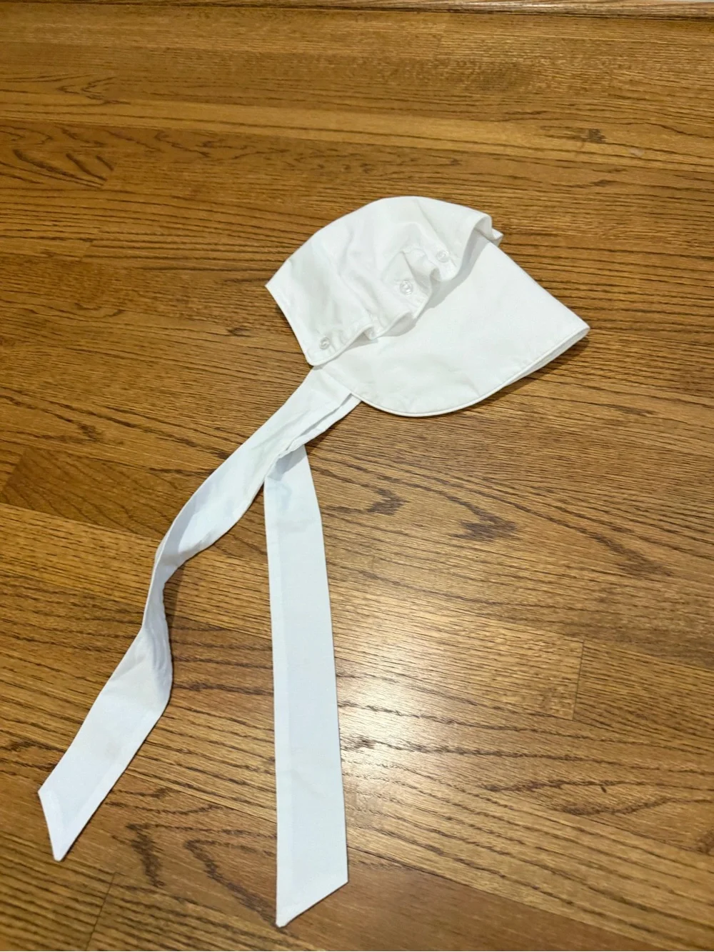 The Beaufort Bonnet Company White Kids Bonnet with Long Ties